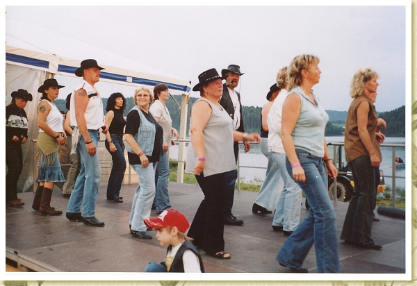 20040700 Ratscher,Iris,Gabi L.Peter m.Pfeife